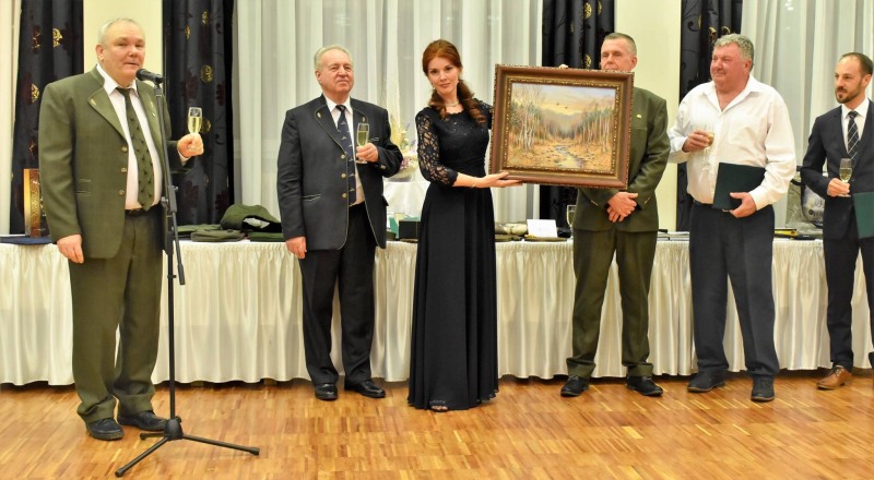 /static/galeria/hosszucser_vadaszbal_2019/001.jpg