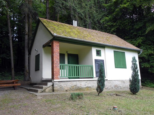 Lóri vadászház